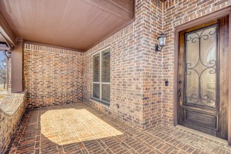 1621 Bull Street Aubrey TX 76227