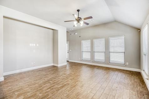 1621 Bull Street Aubrey TX 76227