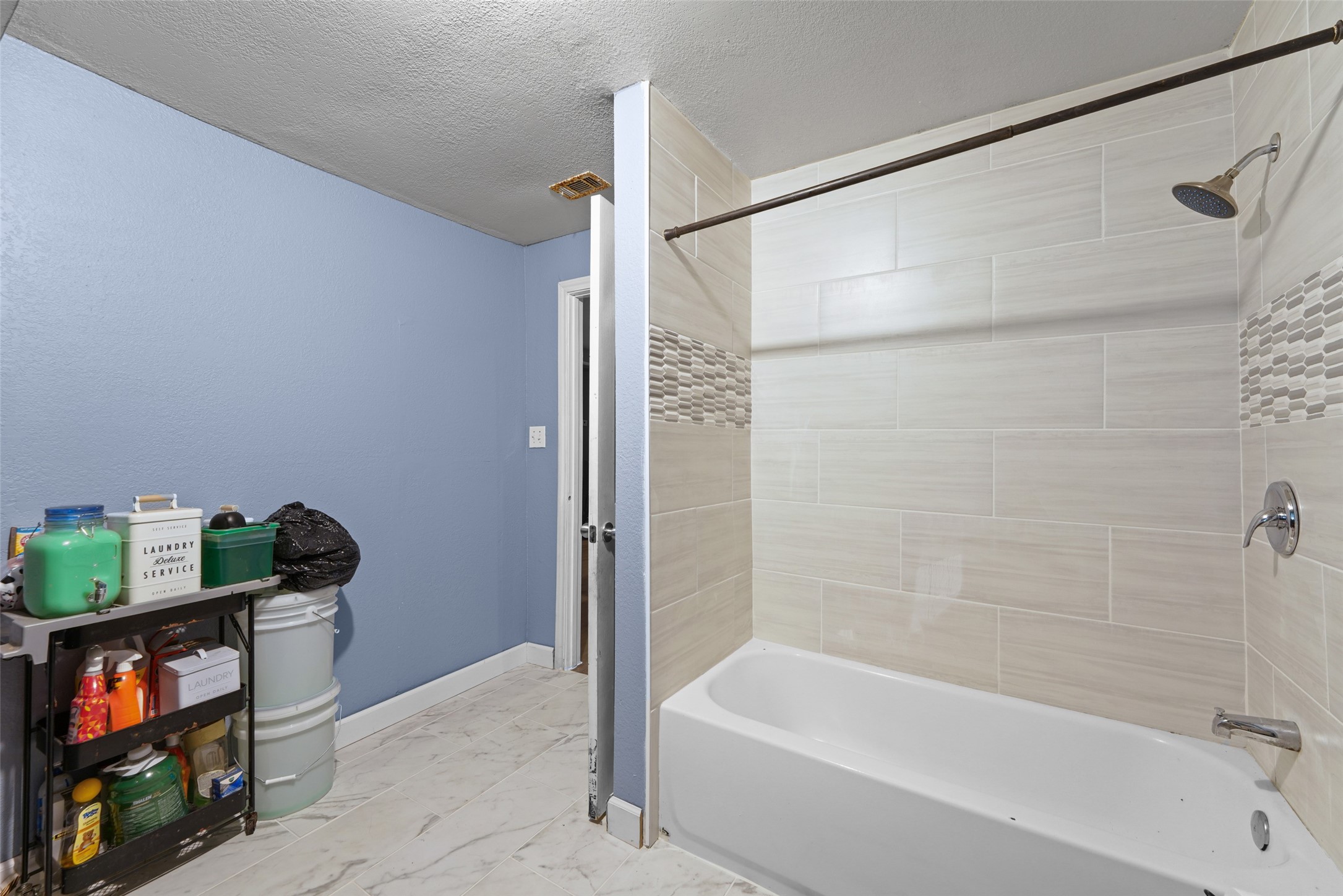 12809 Sultana Street Dallas TX 75253
