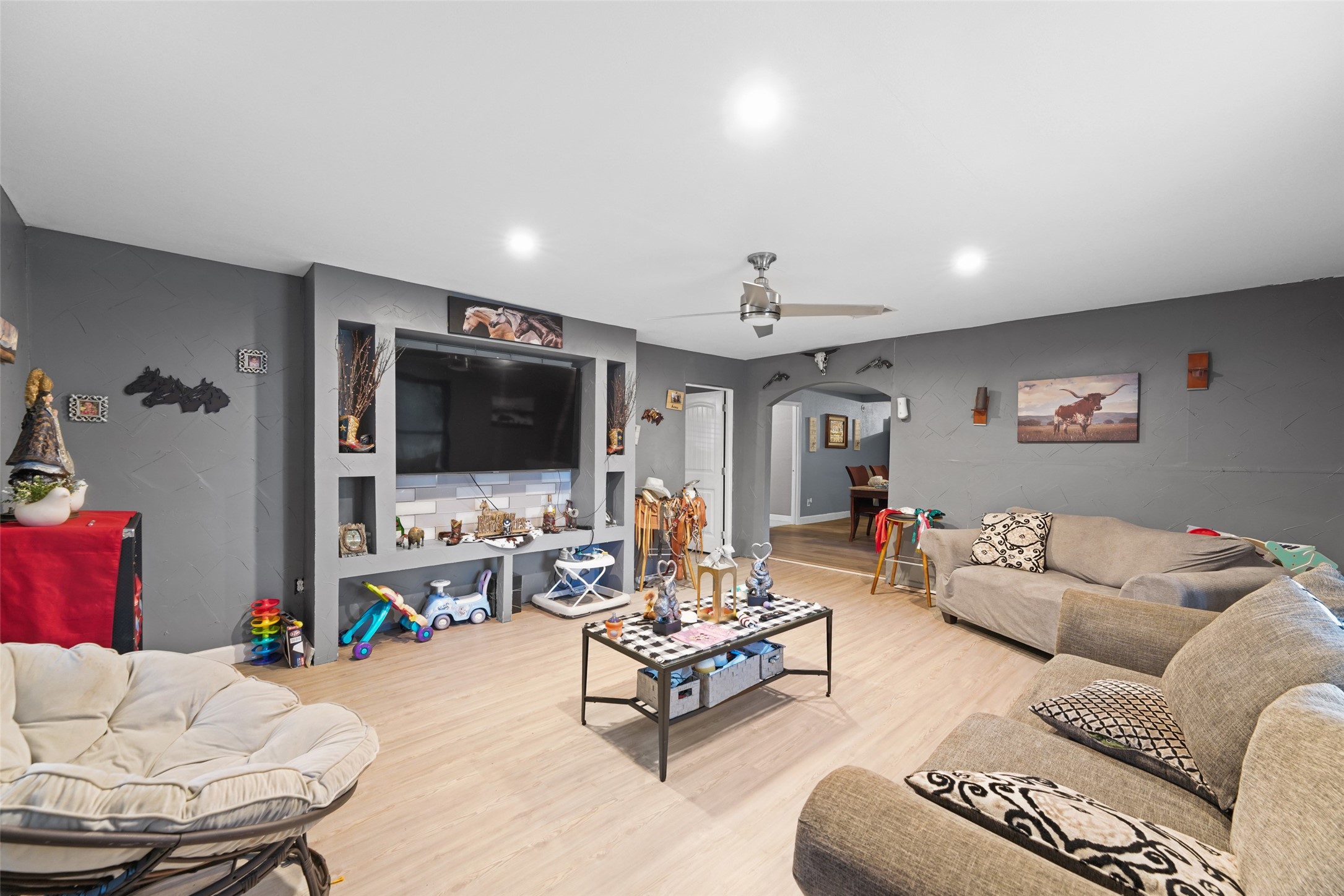 12809 Sultana Street Dallas TX 75253