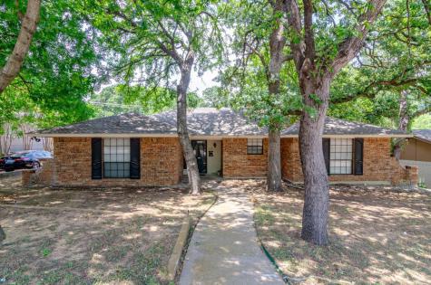 113 NE Alsbury Boulevard Burleson TX 76028