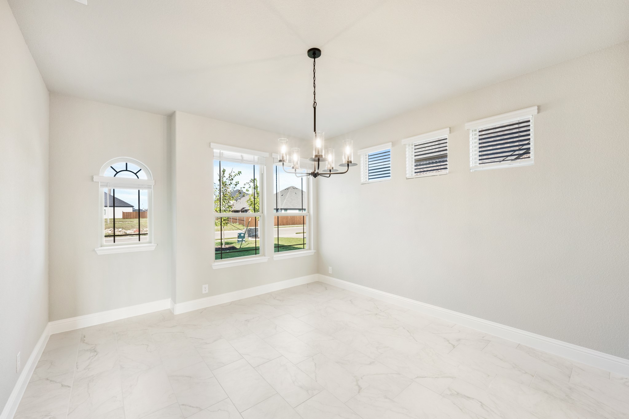 4622 Bel Air Drive Midlothian TX 76065