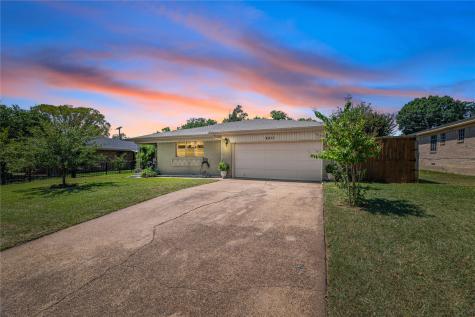 2511 Mccutcheon Lane Dallas TX 75227