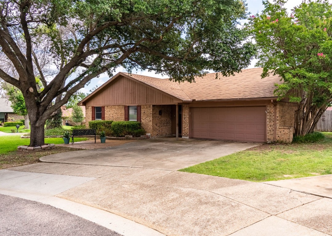 7001 Natchez Court Fort Worth TX 76133