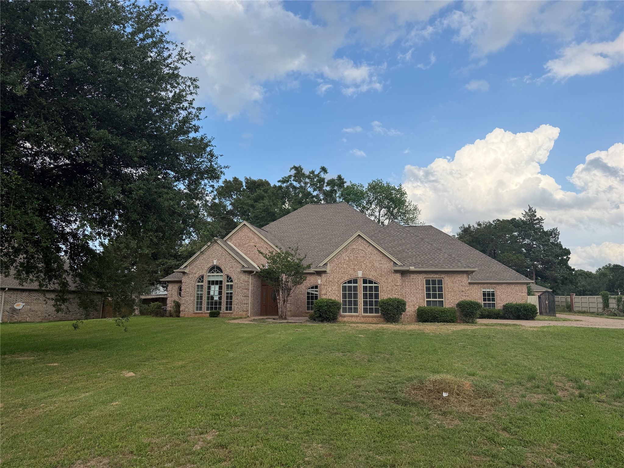 120 Burton Street Longview TX 75603