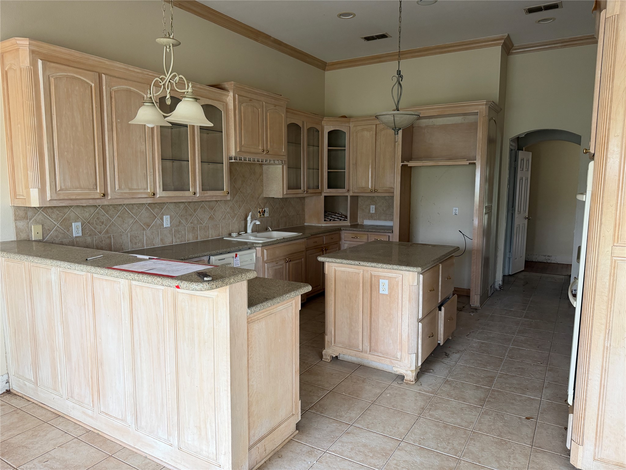 120 Burton Street Longview TX 75603
