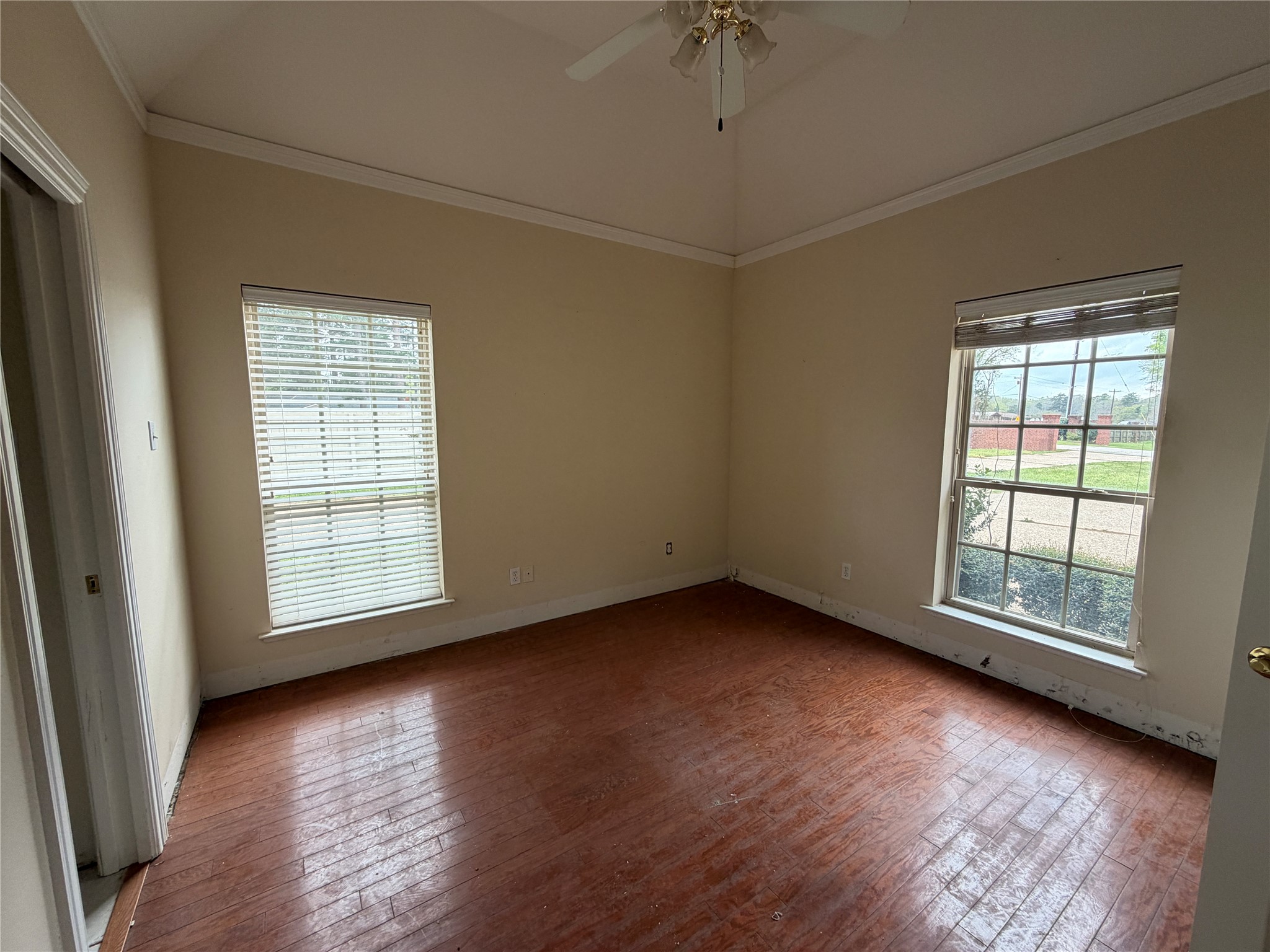 120 Burton Street Longview TX 75603