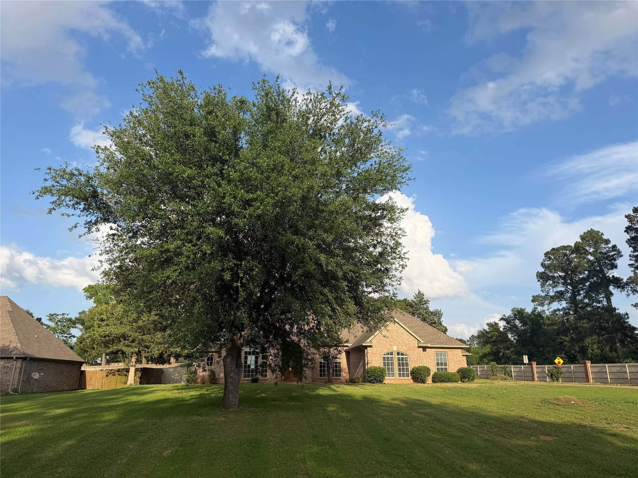 120 Burton Street Longview TX 75603