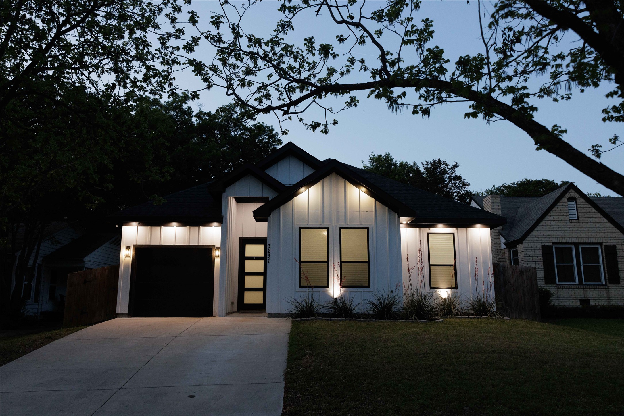 3231 Fairview Avenue Dallas TX 75223