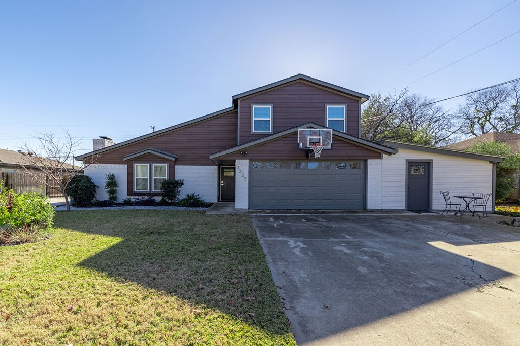 1225 Mockingbird Drive Grapevine TX 76051
