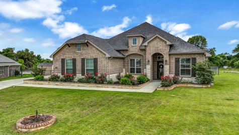 1036 Northern Oaks Court Springtown TX 76082