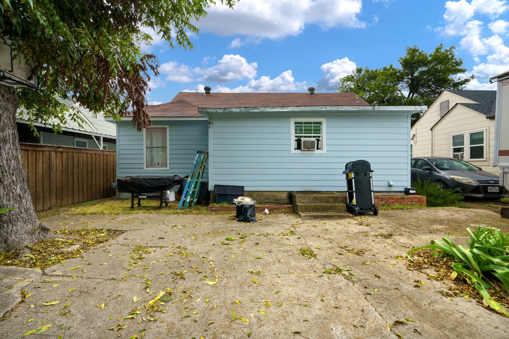 731 Dover Street Dallas TX 75216