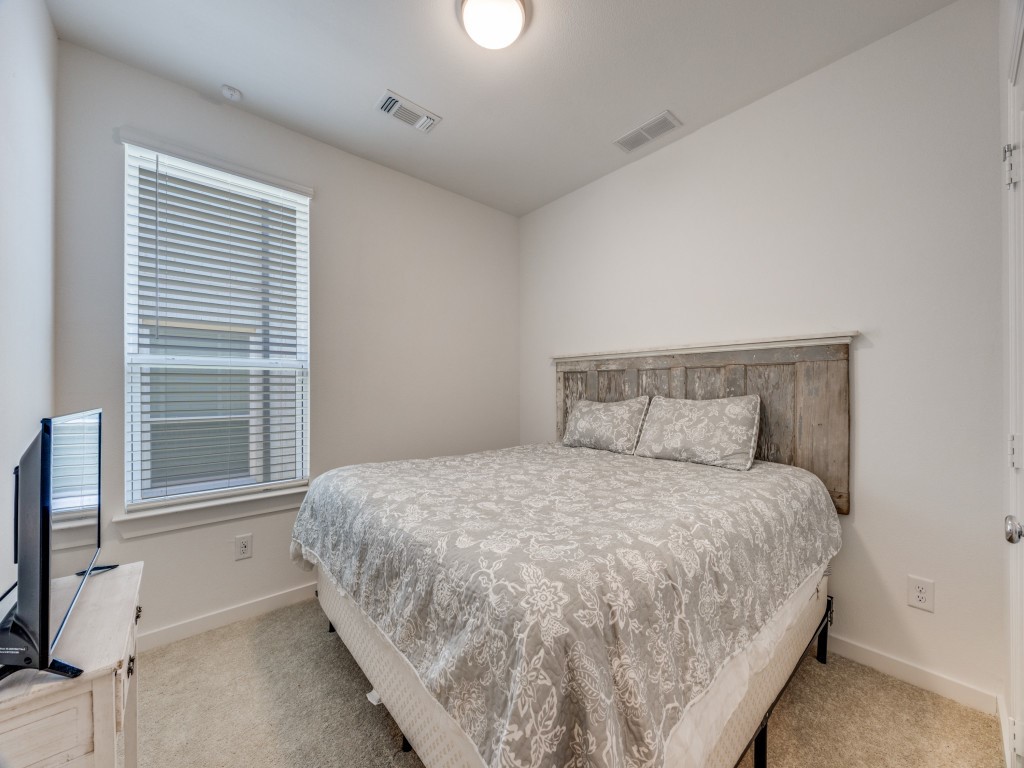 1221 Newport Street Sherman TX 75090