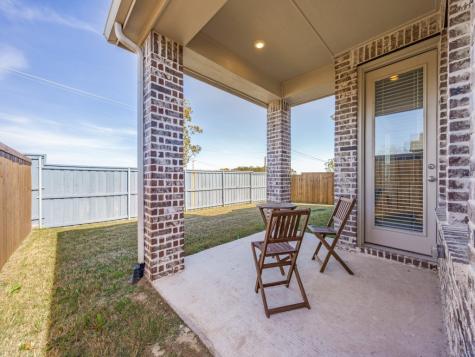 1221 Newport Street Sherman TX 75090