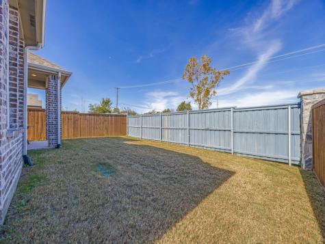 1221 Newport Street Sherman TX 75090