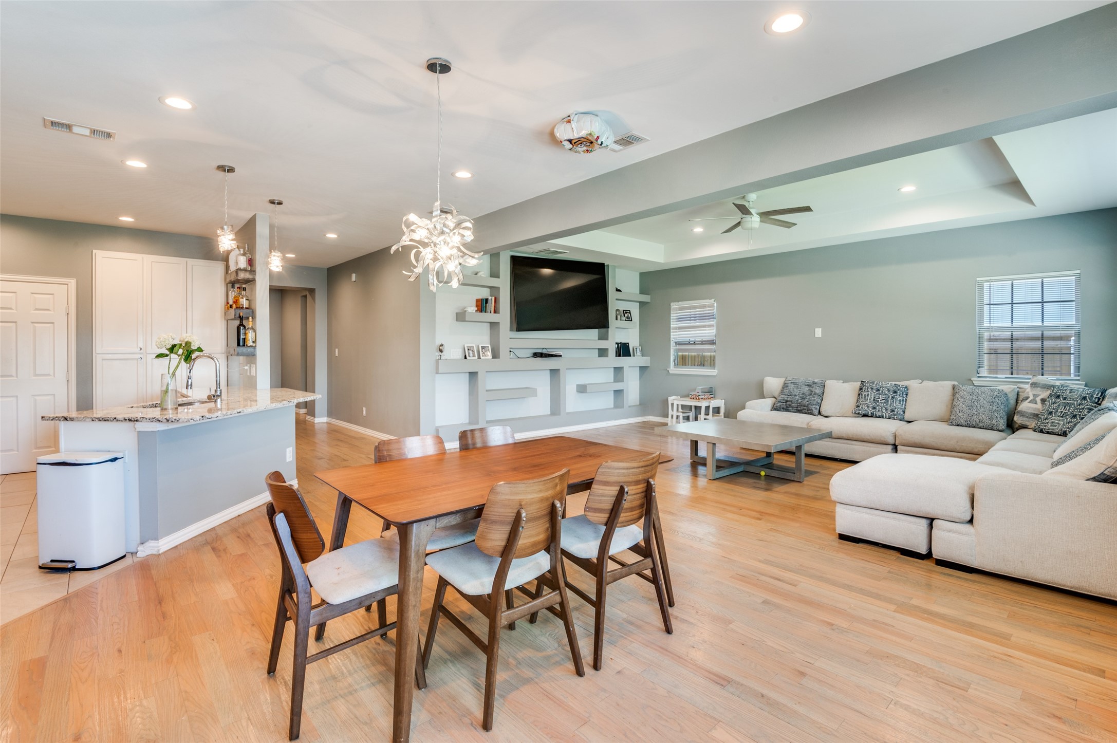 2723 Pike Drive Lancaster TX 75134