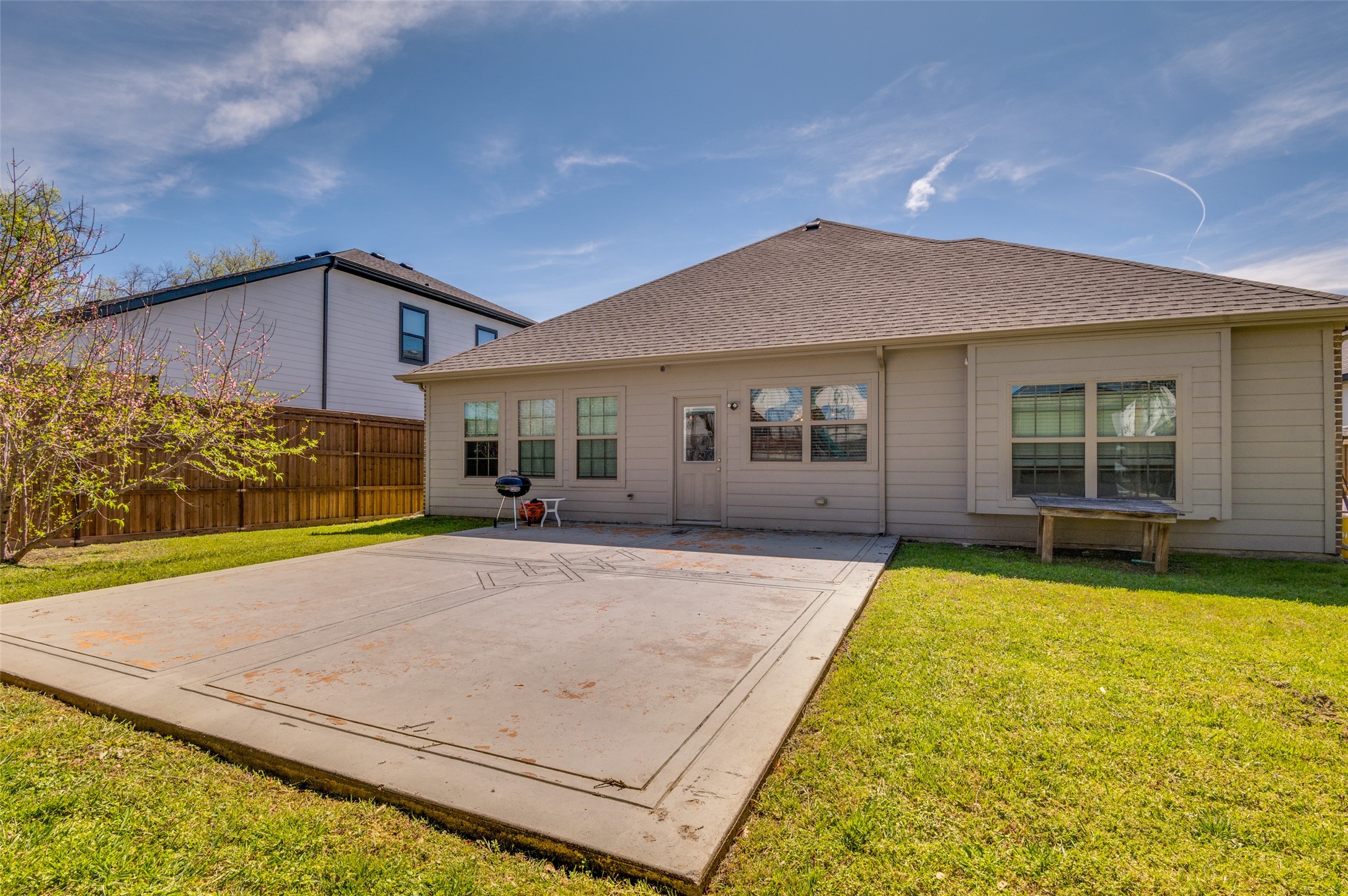 2723 Pike Drive Lancaster TX 75134