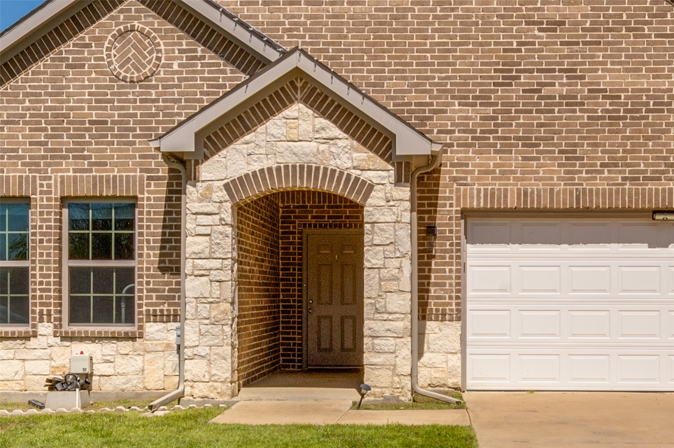 2723 Pike Drive Lancaster TX 75134
