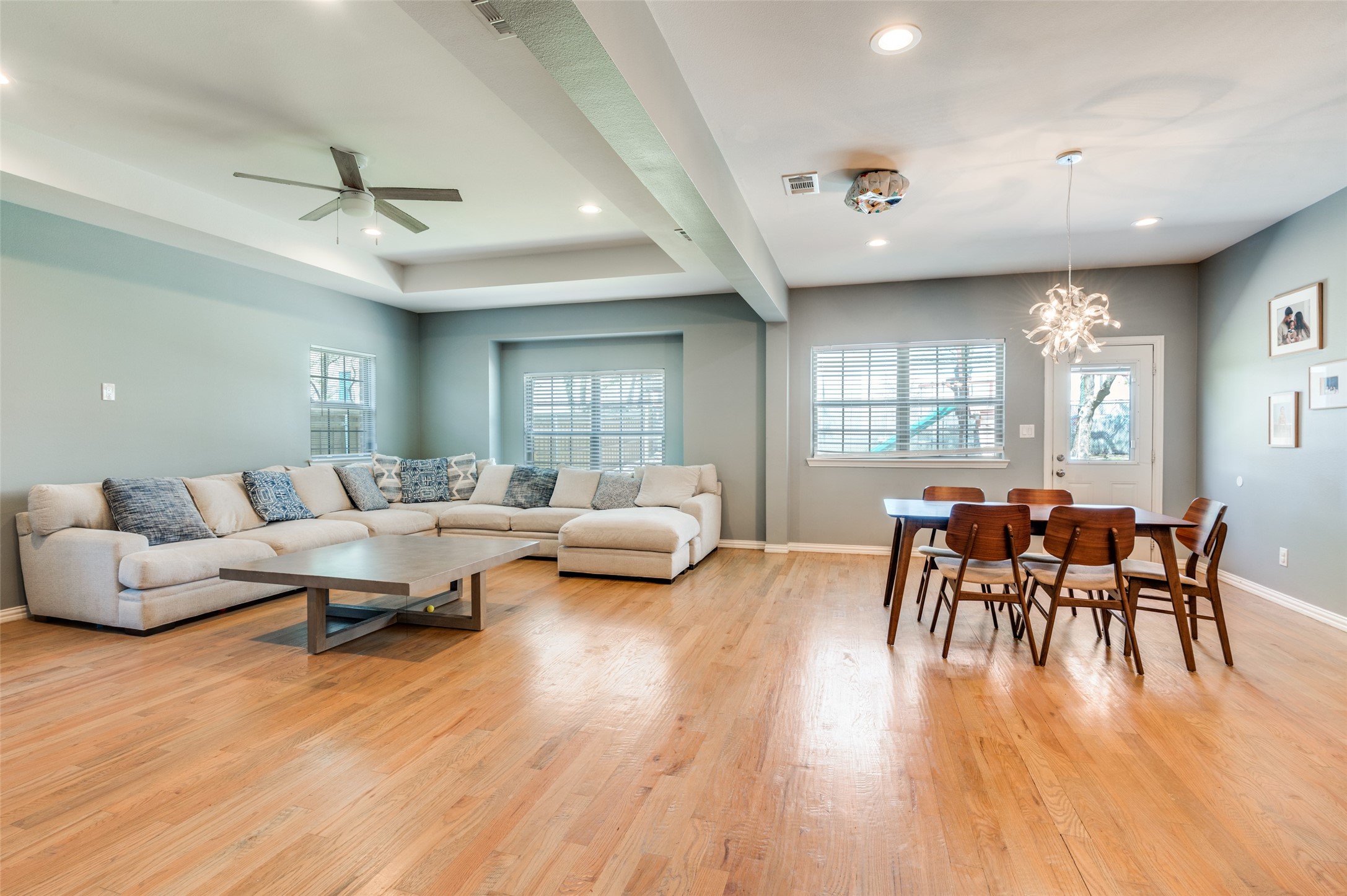 2723 Pike Drive Lancaster TX 75134