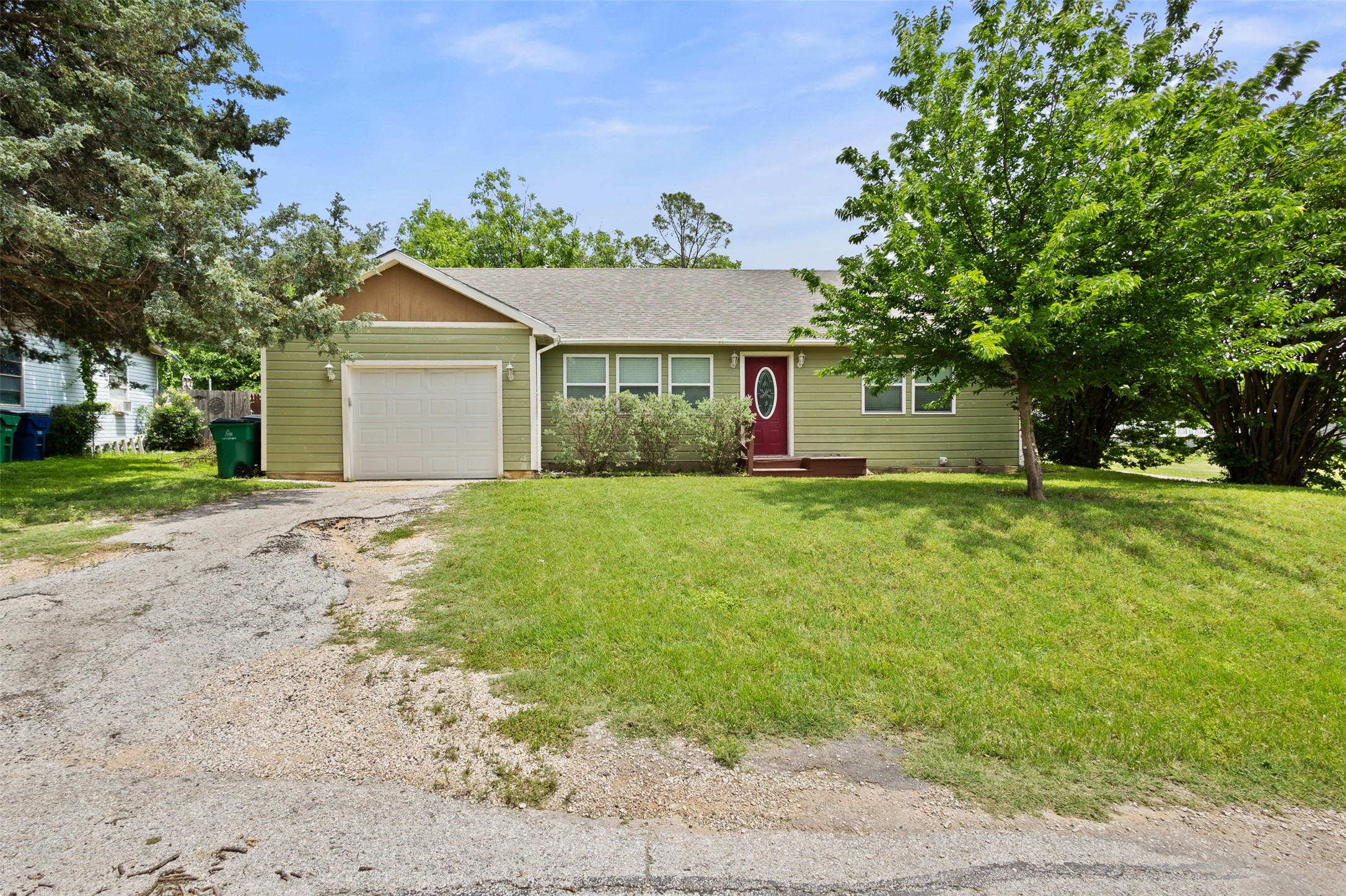 107 S Flower Lane Chico TX 76431