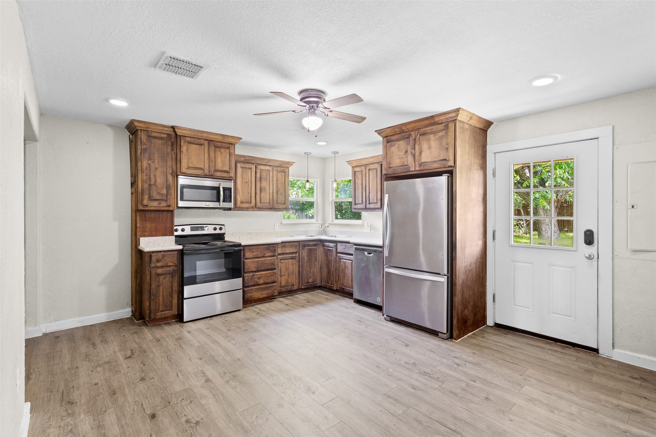 107 S Flower Lane Chico TX 76431