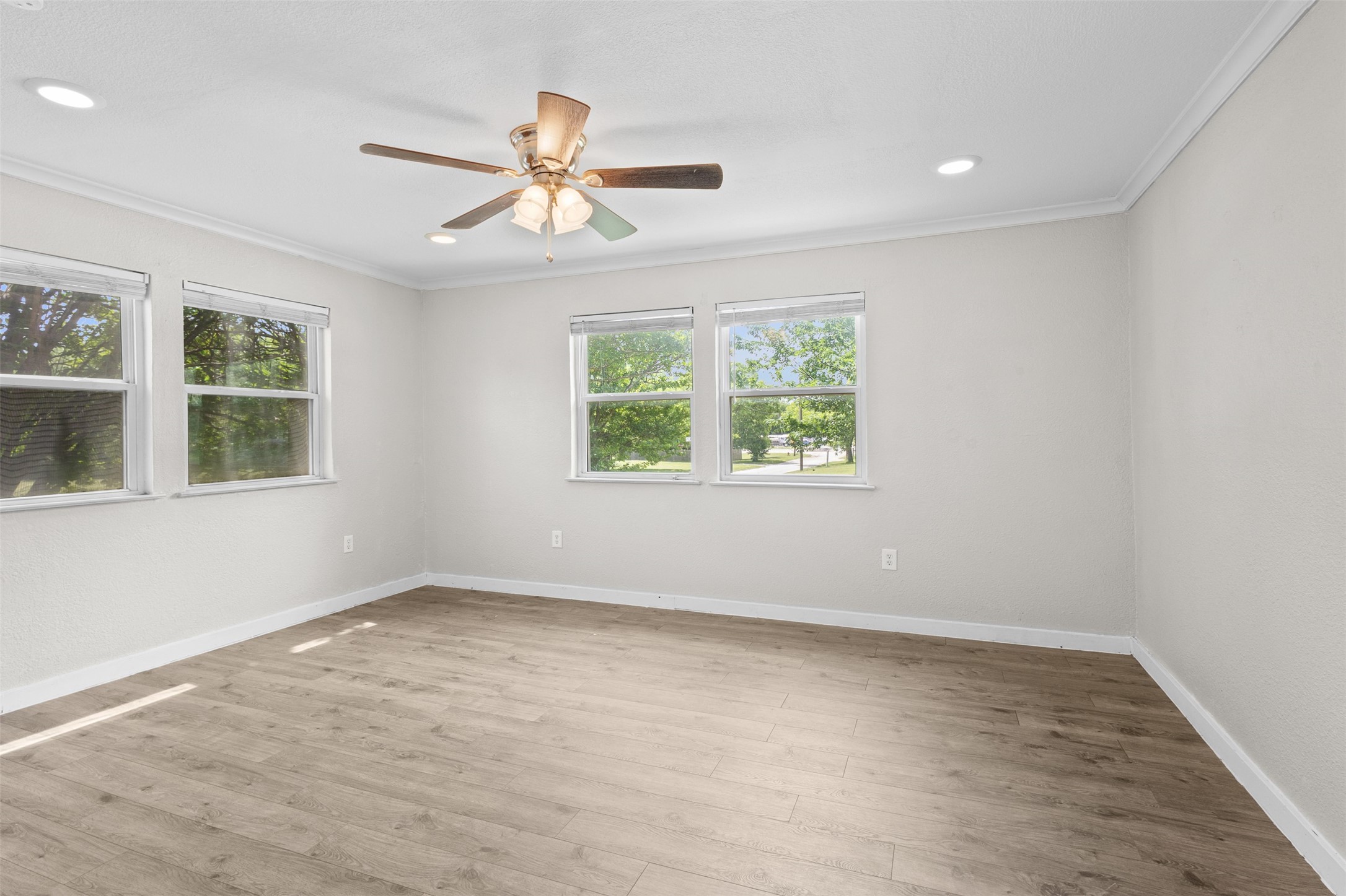107 S Flower Lane Chico TX 76431