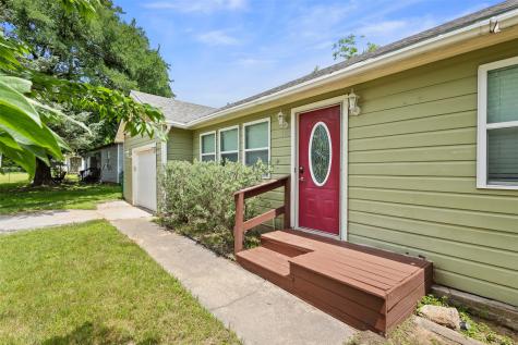 107 S Flower Lane Chico TX 76431