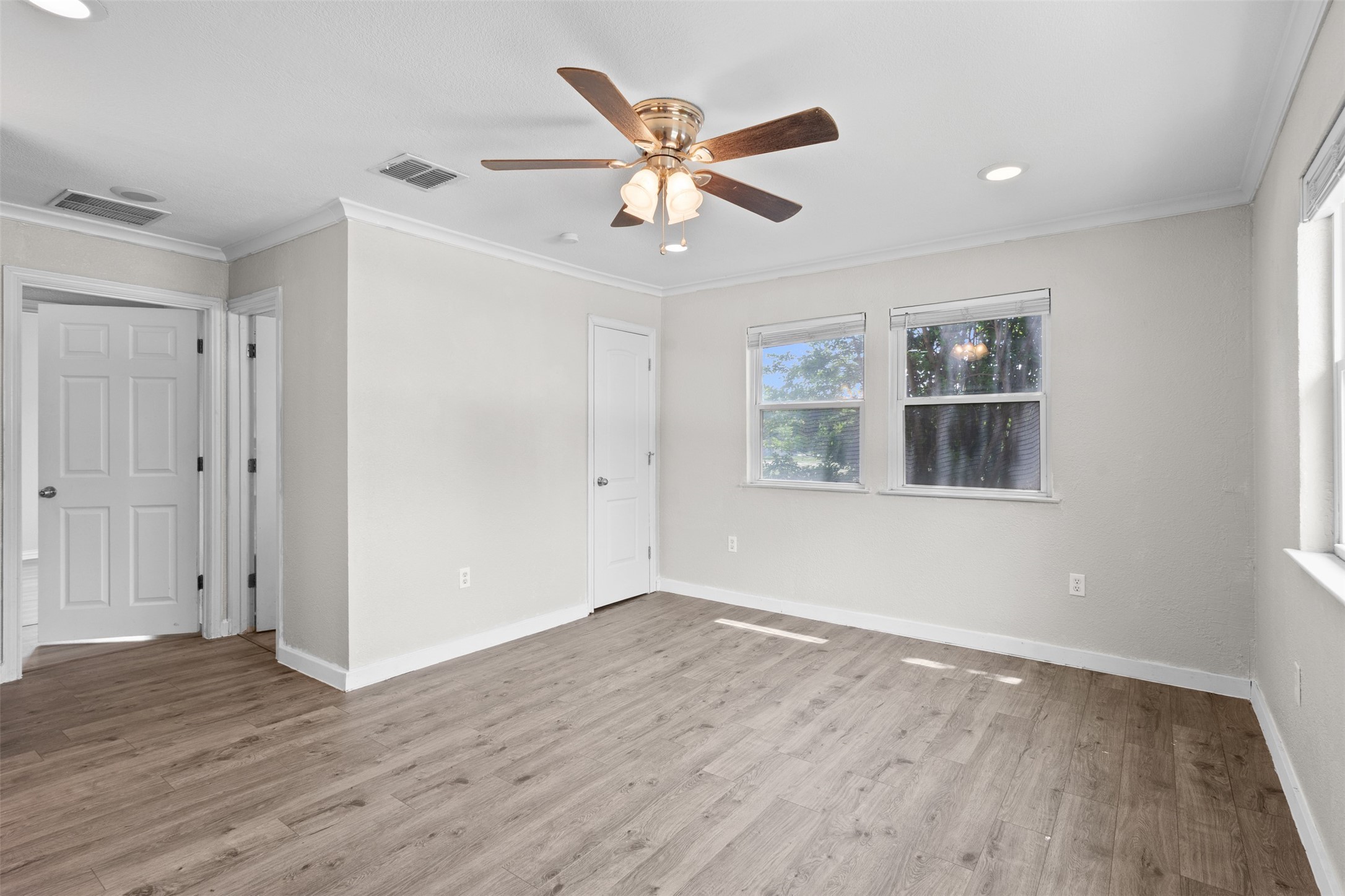 107 S Flower Lane Chico TX 76431