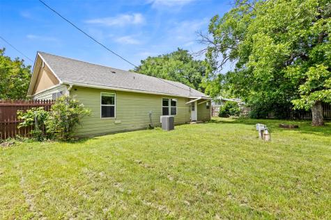 107 S Flower Lane Chico TX 76431