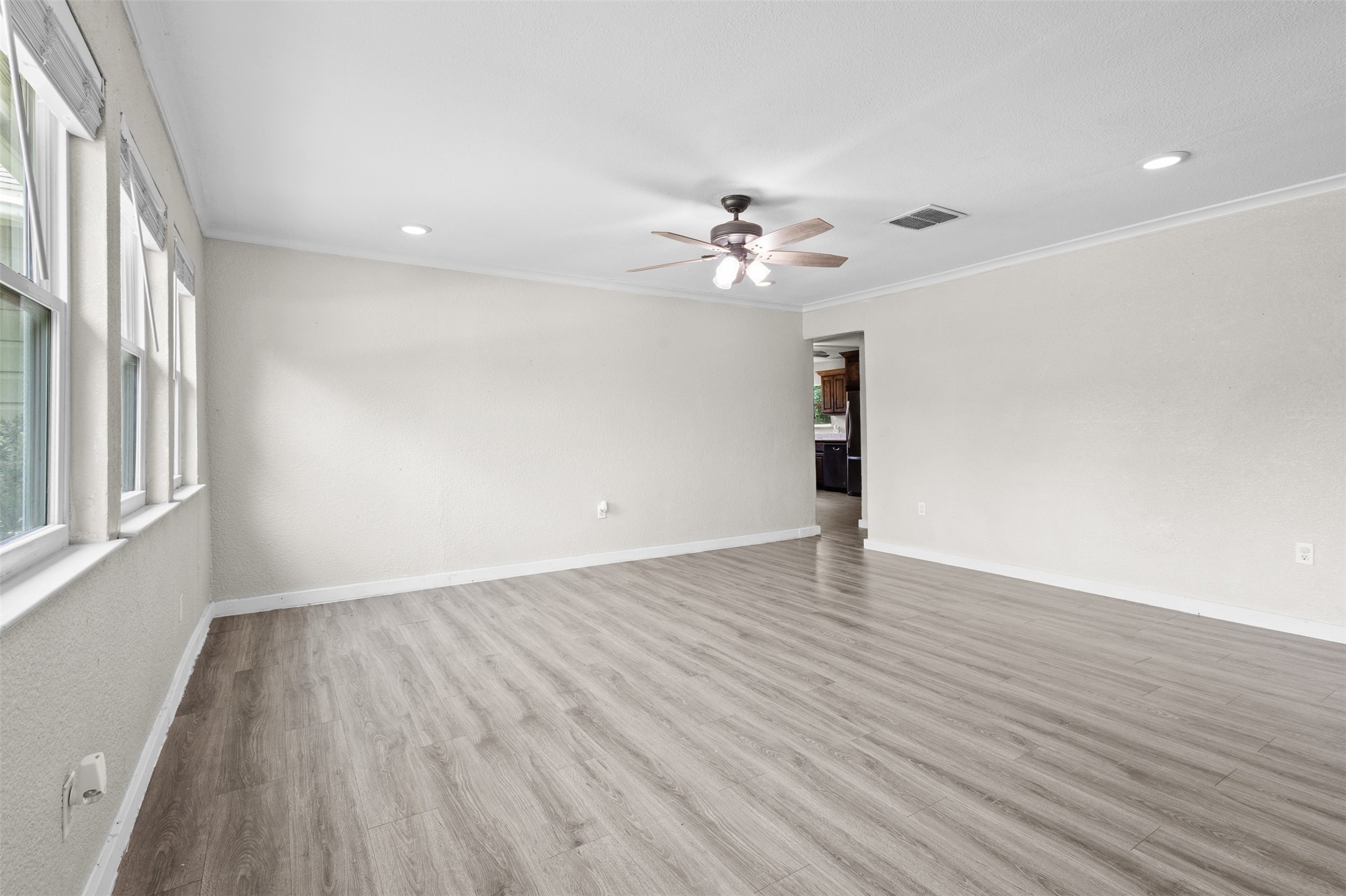 107 S Flower Lane Chico TX 76431