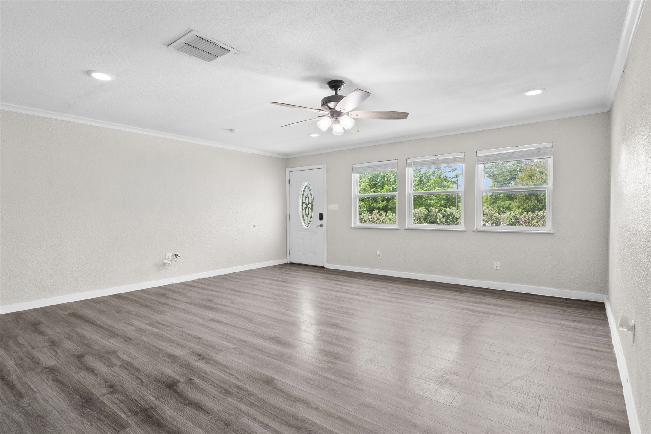 107 S Flower Lane Chico TX 76431