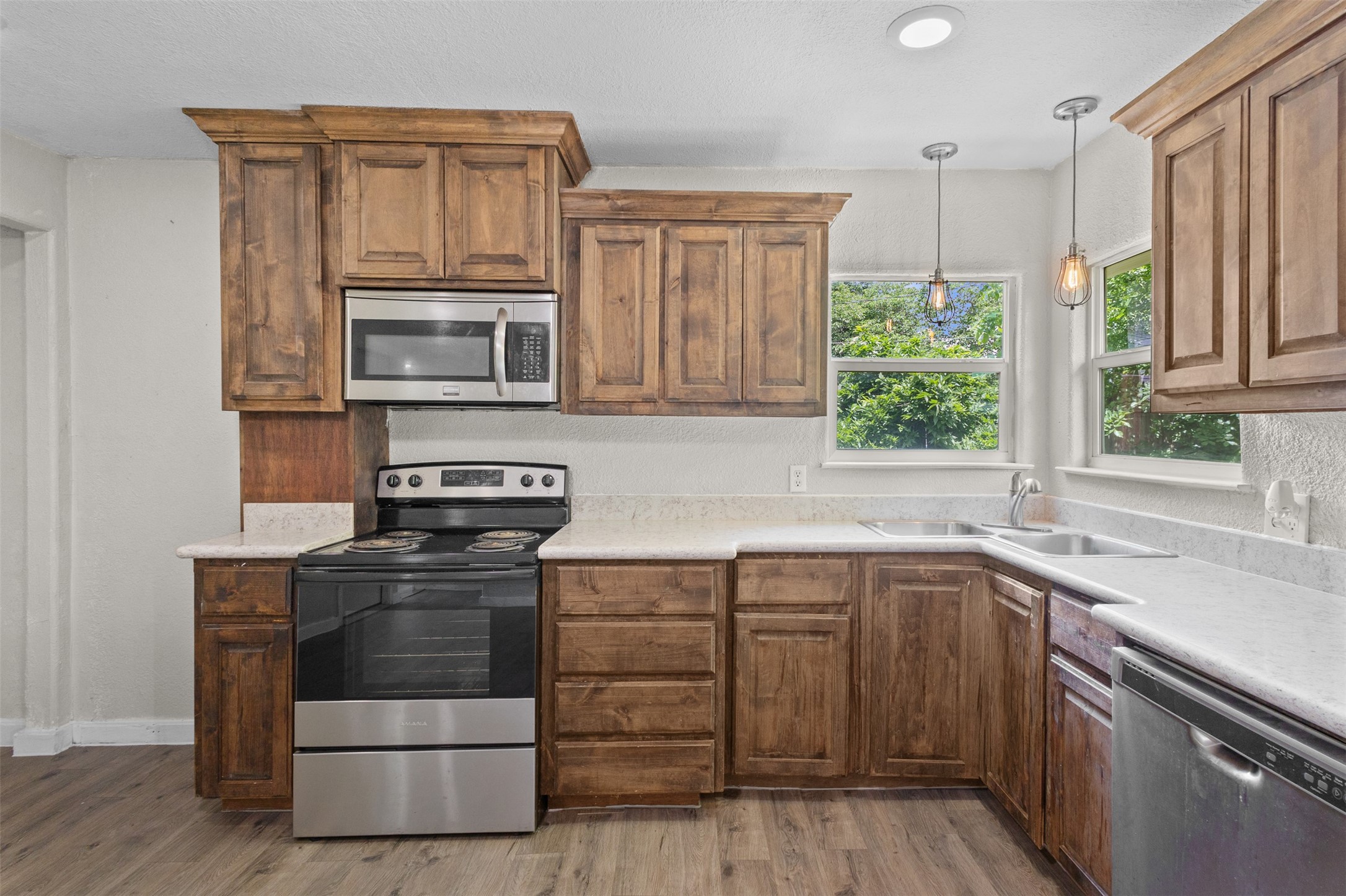 107 S Flower Lane Chico TX 76431