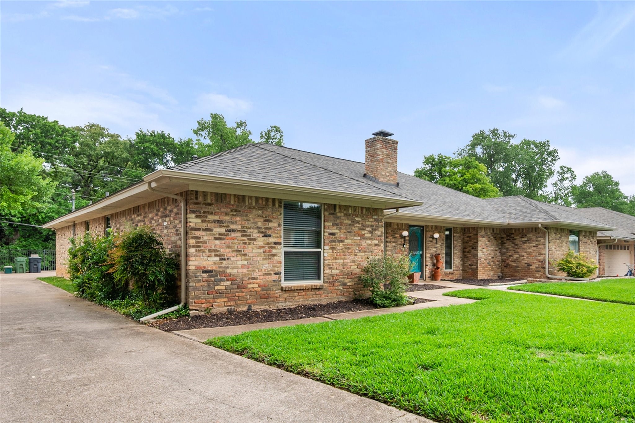 4103 Three Oaks Drive Arlington TX 76016