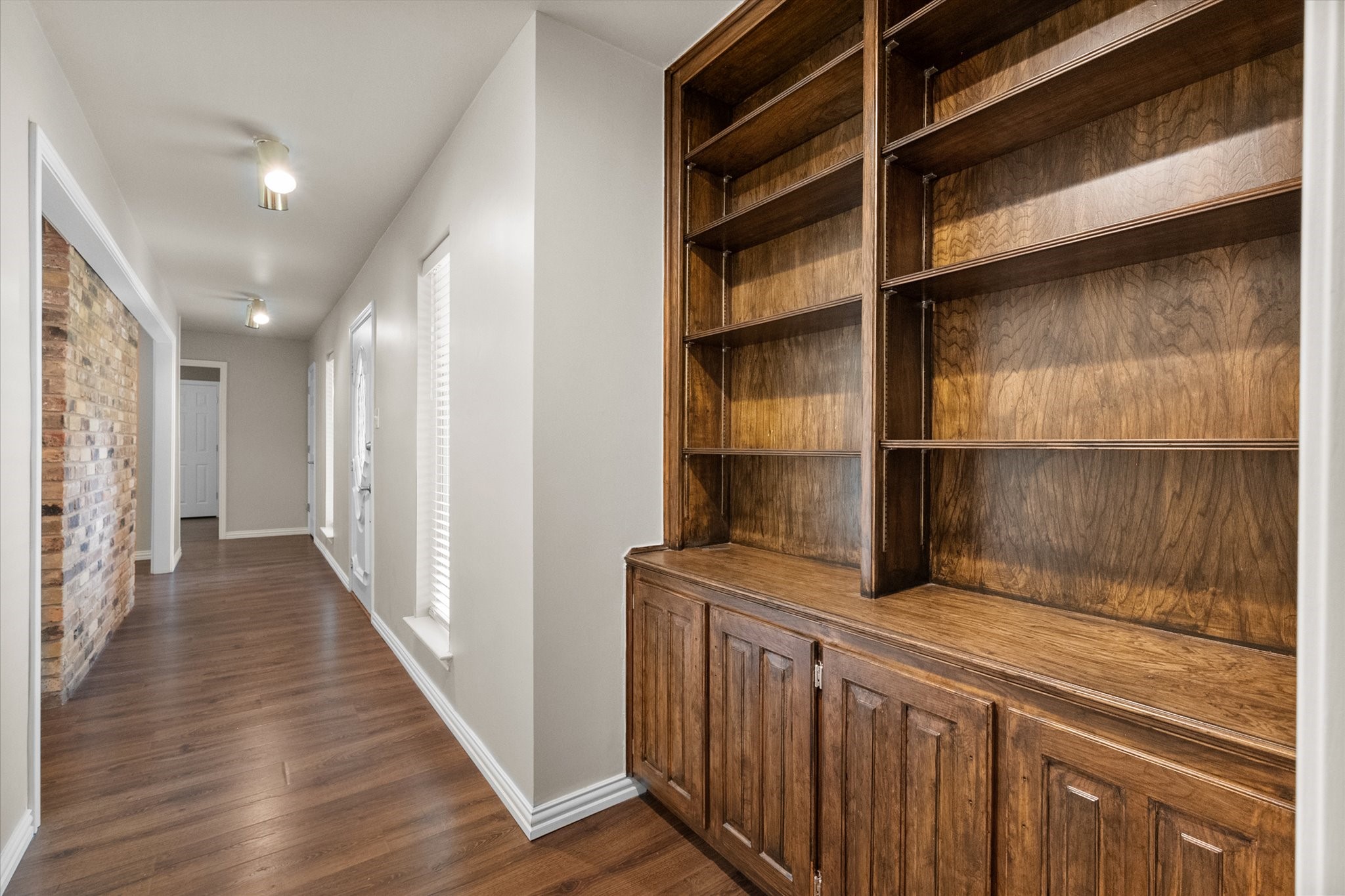 4103 Three Oaks Drive Arlington TX 76016