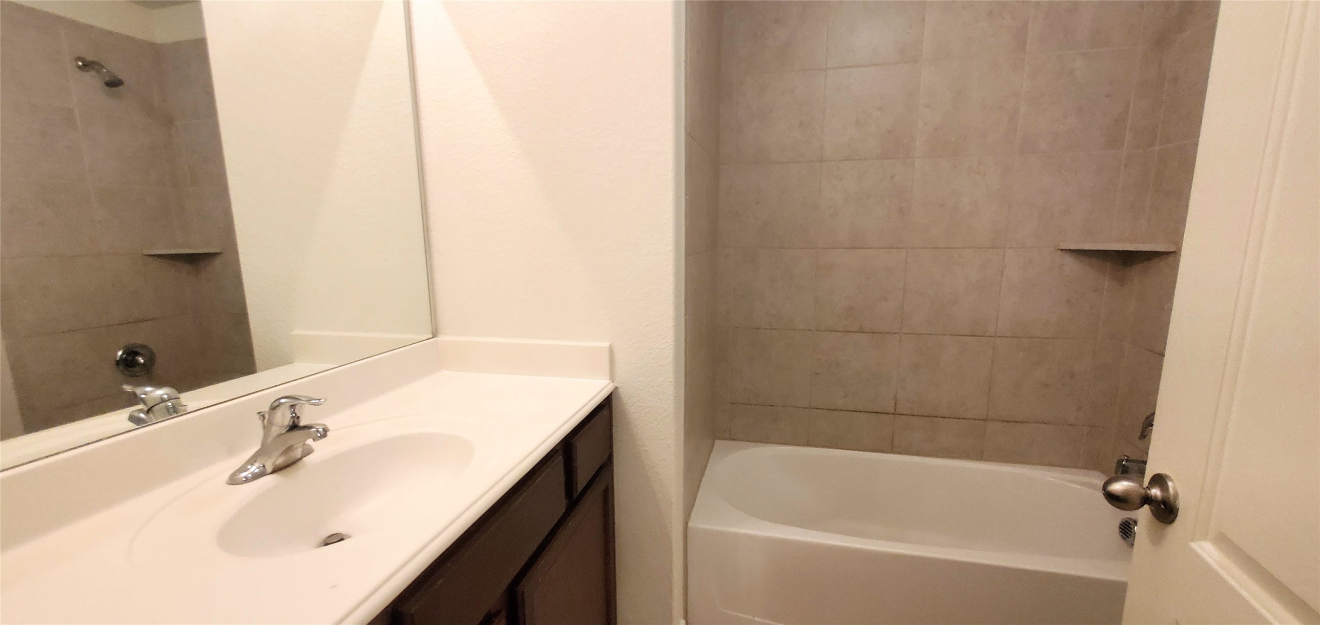 1239 Juniper Princeton TX 75407