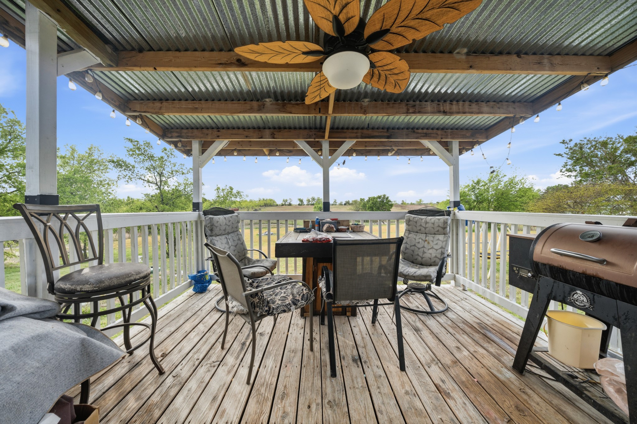 104 County Road 412b Lott TX 76656
