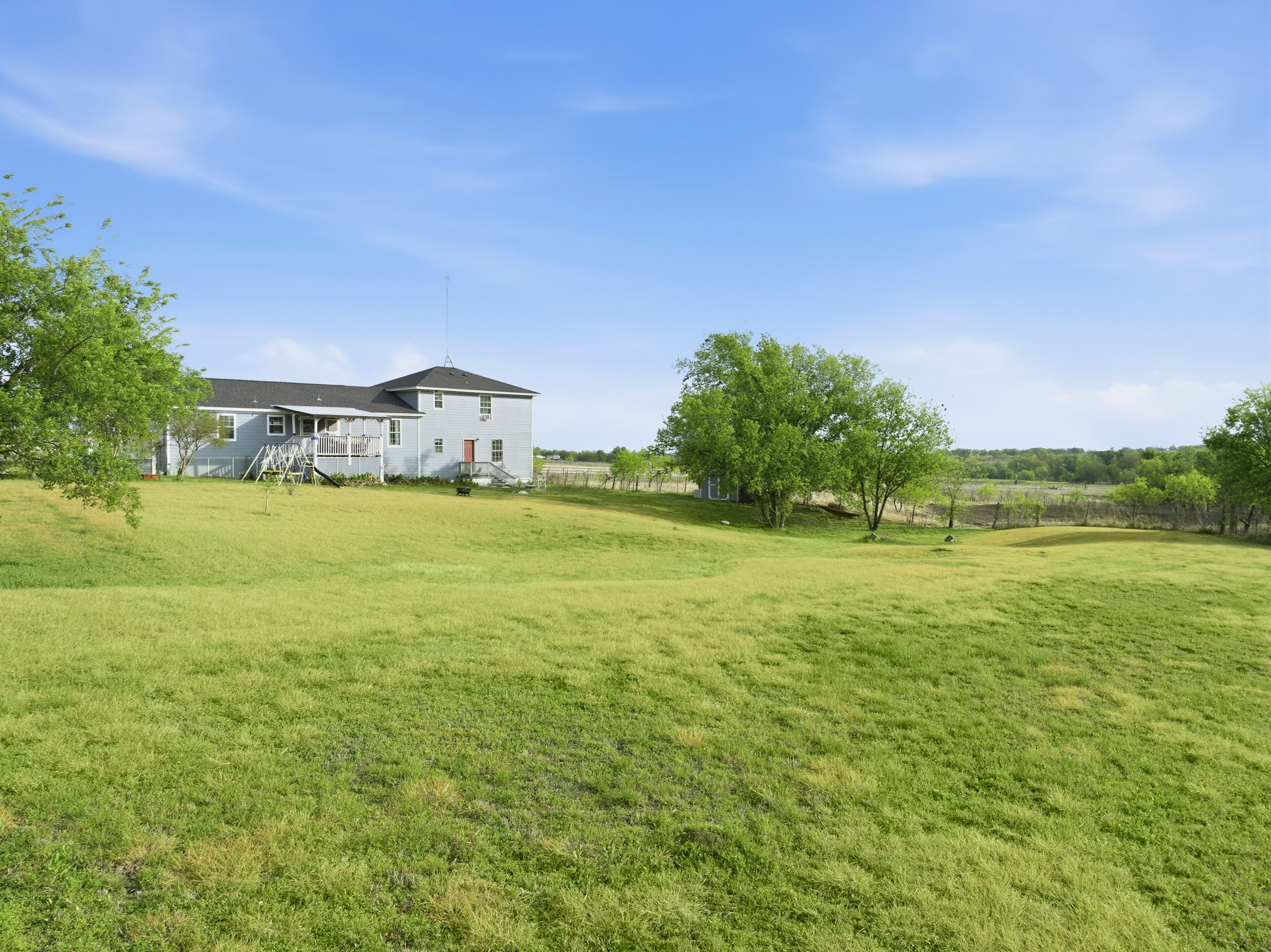 104 County Road 412b Lott TX 76656