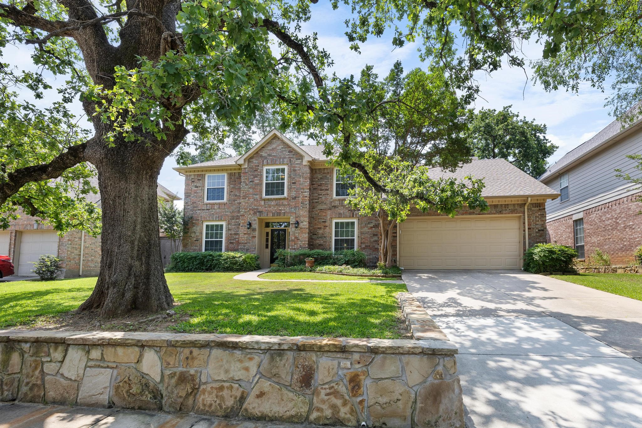 2137 Brentcove Drive Grapevine TX 76051