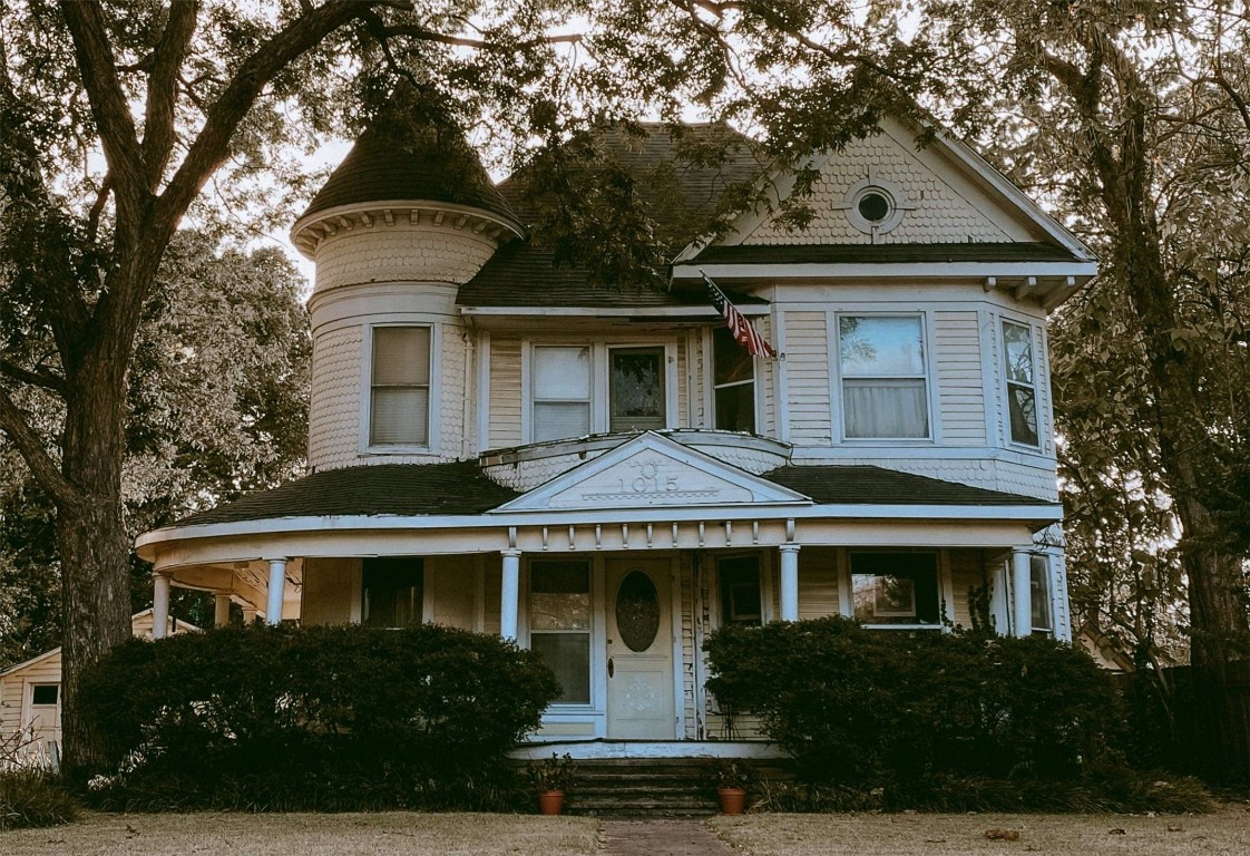 1015 N Main Street Bonham TX 75418