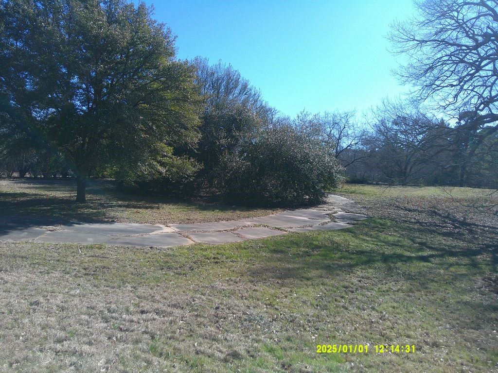 3726 County Road 4284 Simms TX 75574