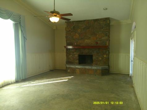 3726 County Road 4284 Simms TX 75574