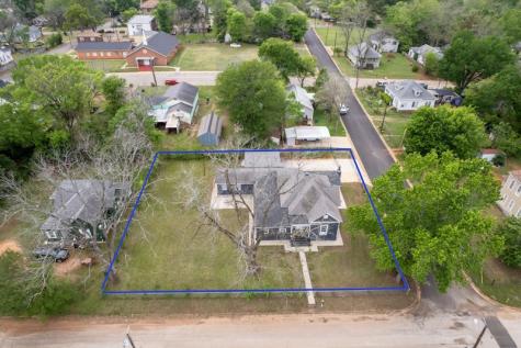 1419 N Sycamore Palestine TX 75801