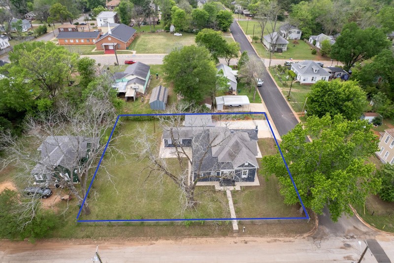 1419 N Sycamore Palestine TX 75801