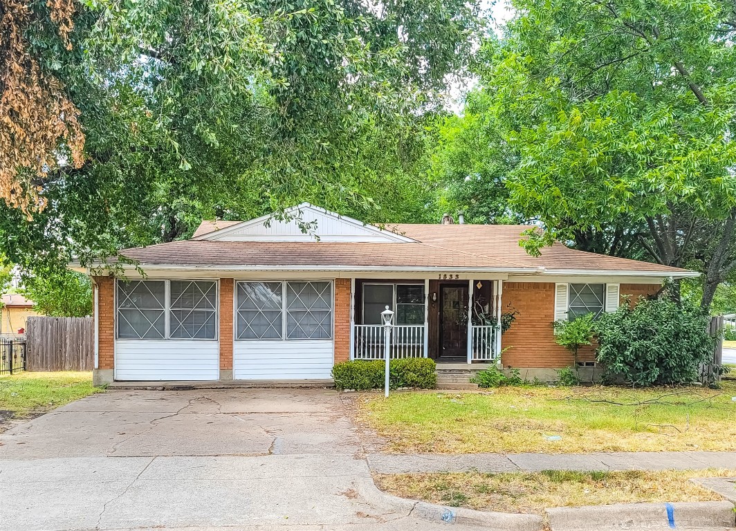 1833 Belmont Street Mesquite TX 75149