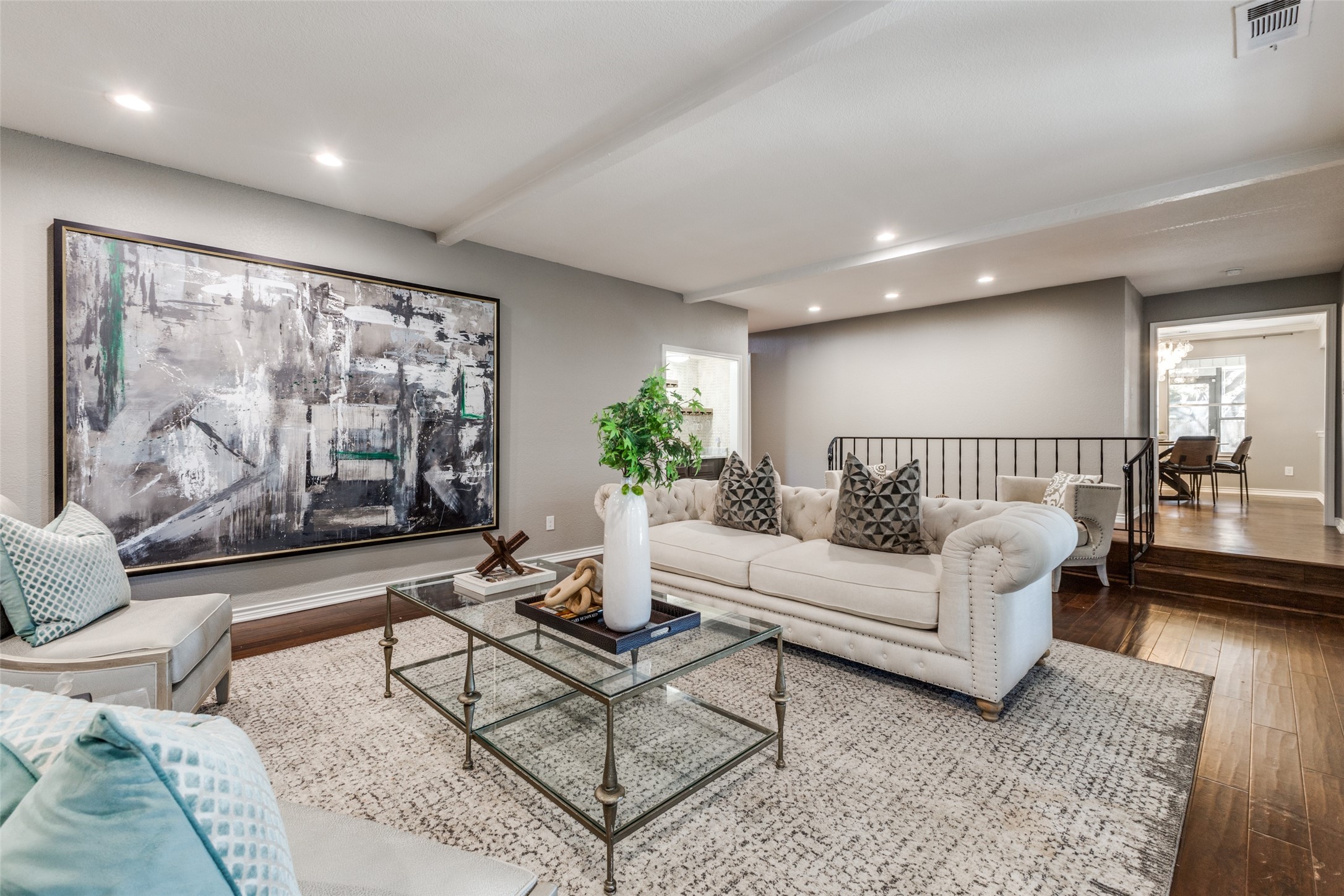 15211 Meandering Way Dallas TX 75248