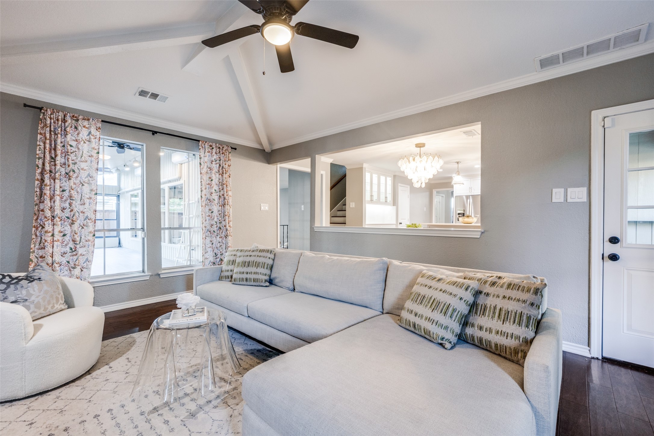 15211 Meandering Way Dallas TX 75248