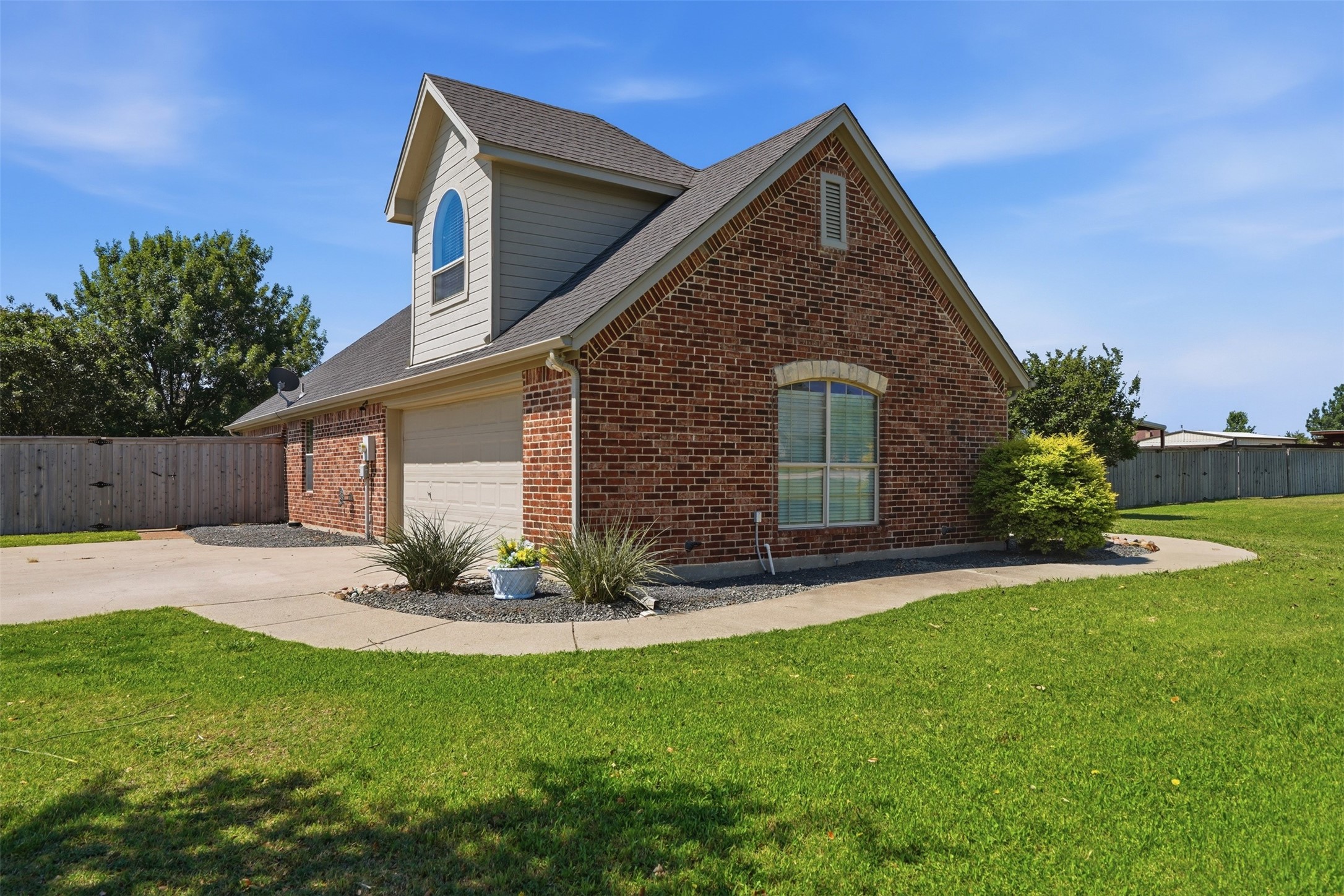 2900 Aston Meadows Drive Haslet TX 76052