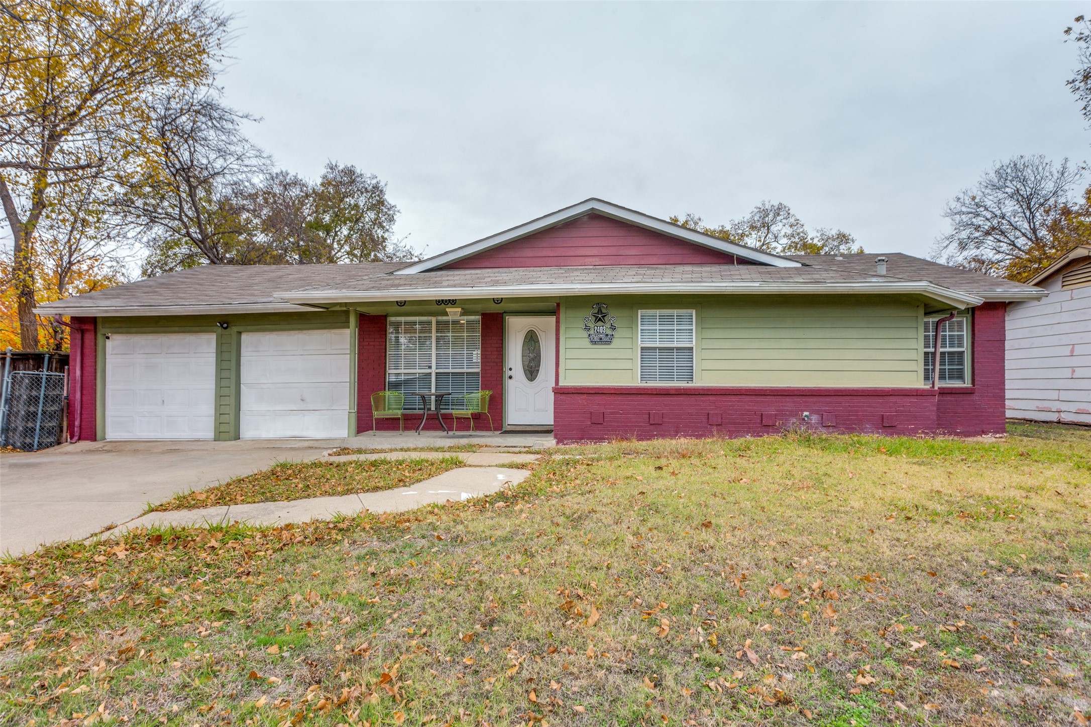 2403 Greenway Street Arlington TX 76010