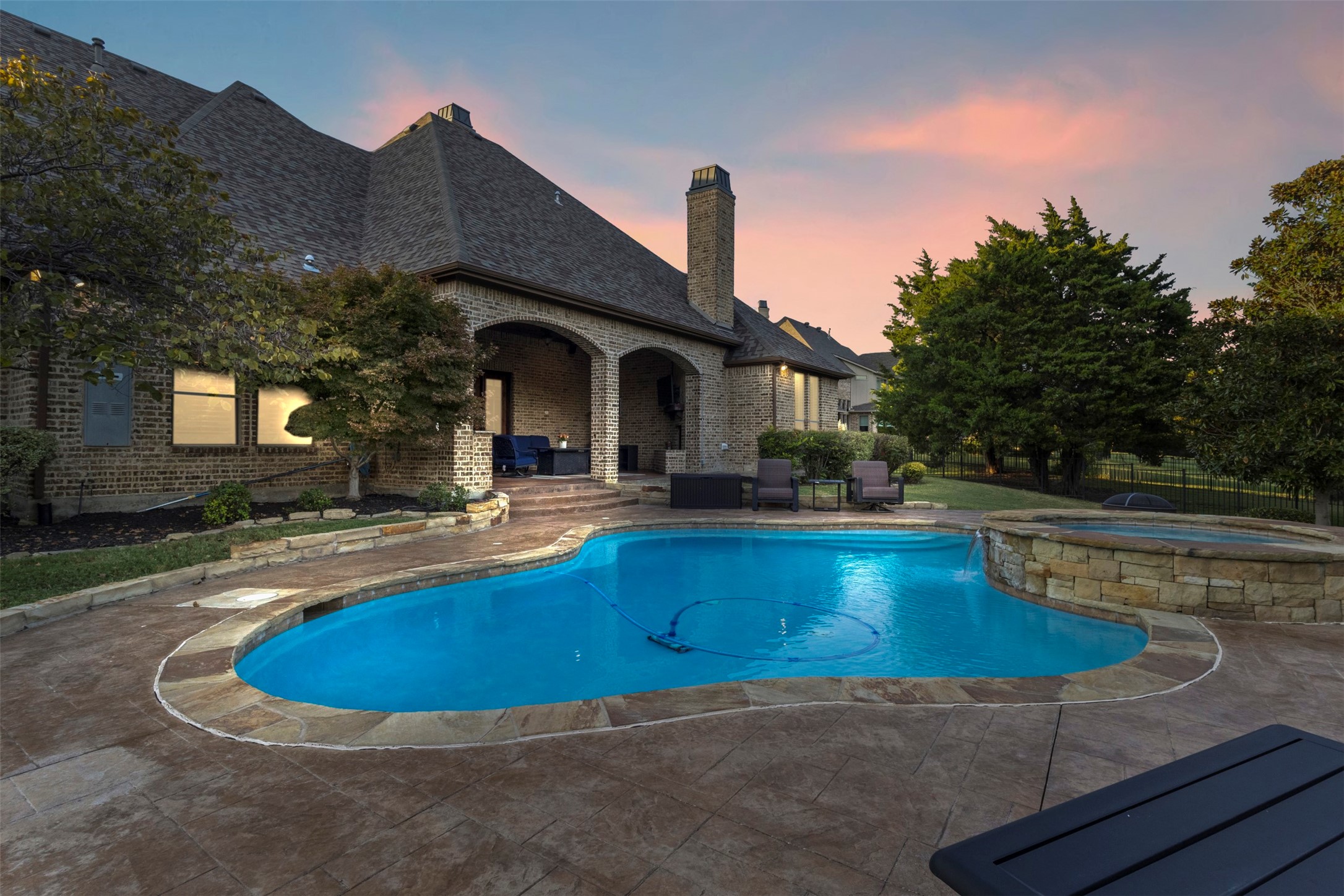 1025 Cedar Glen Trail Heath TX 75032