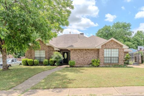 522 E Lanett Drive Desoto TX 75115